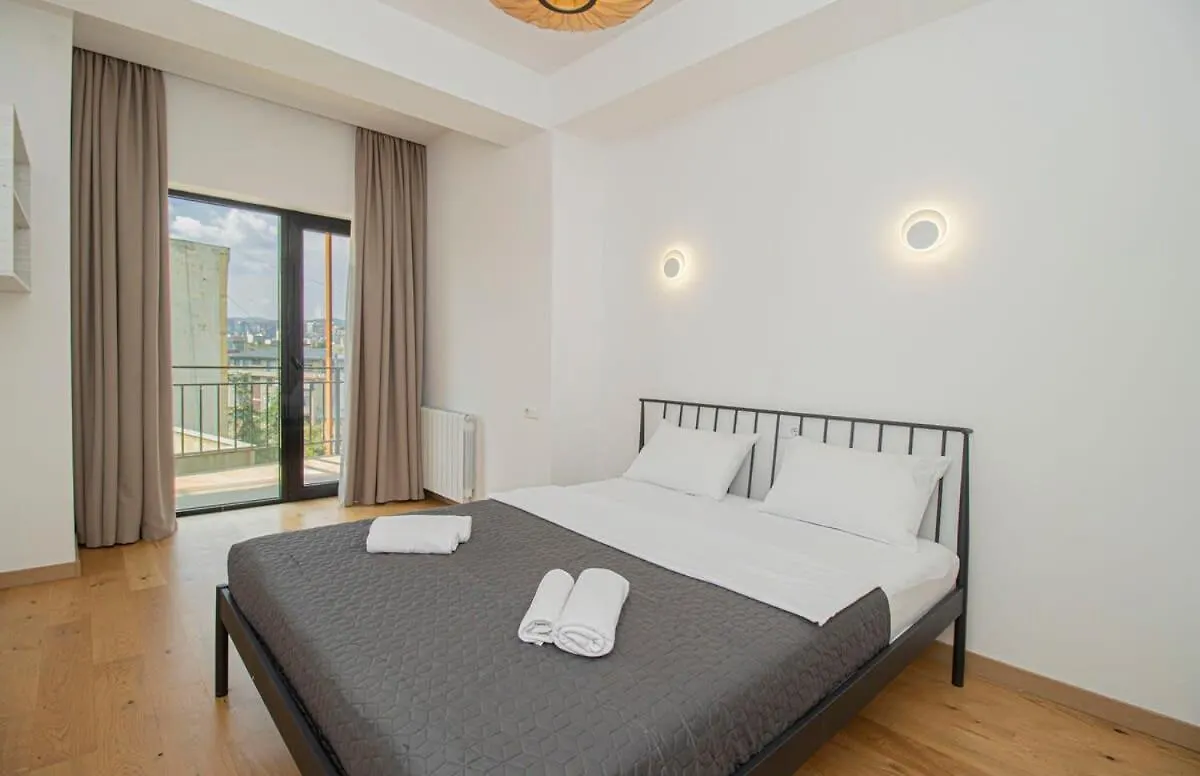 Vake Chic 2Br Comfort Home - By Wehost Tbilisi