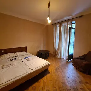 Хостел Benevo, Тбилиси
